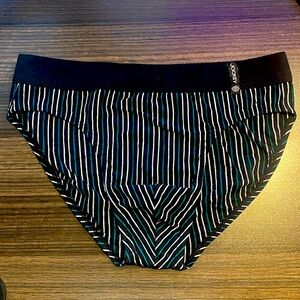 Jockey Classic Low Rise Brief - Size Large